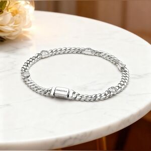 PANDORA CZ STERLING SILVER HEART CUBAN BRACELET. NEW!